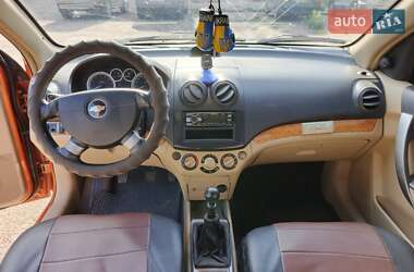 Седан Chevrolet Aveo 2008 в Гончарівському