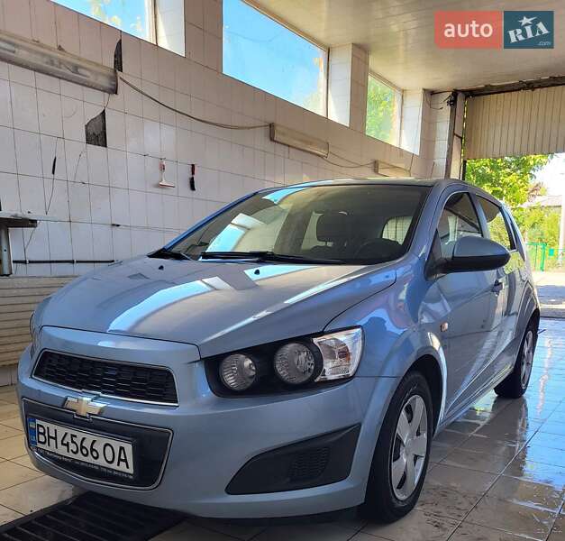 Хетчбек Chevrolet Aveo 2012 в Ананьїві