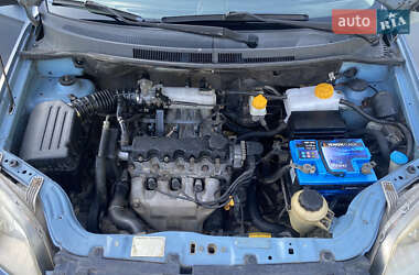 Седан Chevrolet Aveo 2006 в  фото 13 Седан Chevrolet Aveo 2006 в