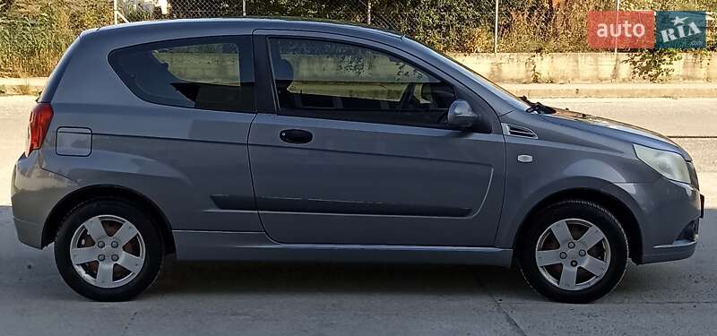 Хетчбек Chevrolet Aveo 2008 в Ужгороді фото 2 Хетчбек Chevrolet Aveo 2008 в Ужгороді
