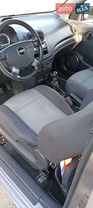 Хетчбек Chevrolet Aveo 2008 в Ужгороді фото 8 Хетчбек Chevrolet Aveo 2008 в Ужгороді