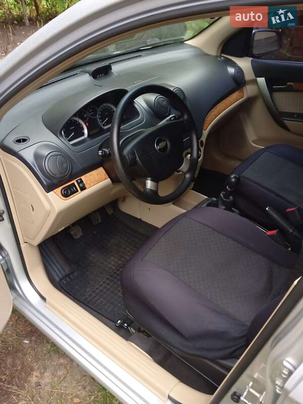 Седан Chevrolet Aveo 2008 в Житомирі