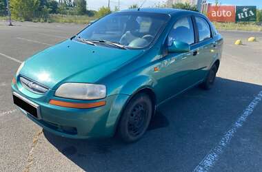 Седан Chevrolet Aveo 2005 в Киеве