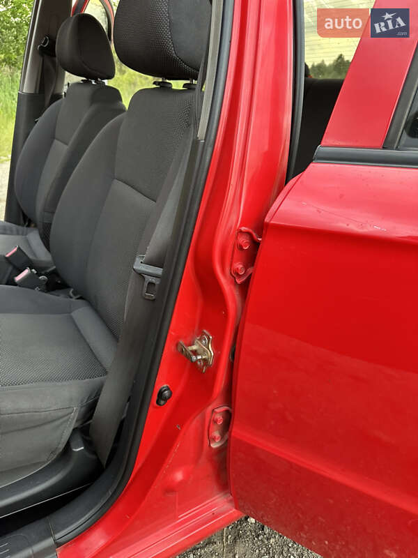 Седан Chevrolet Aveo 2007 в Береговому фото 27 Седан Chevrolet Aveo 2007 в Береговому