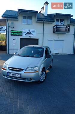 Хэтчбек Chevrolet Aveo 2005 в Стебнику