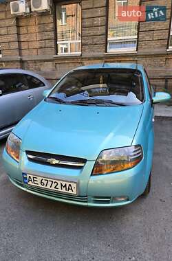 Седан Chevrolet Aveo 2005 в Дніпрі
