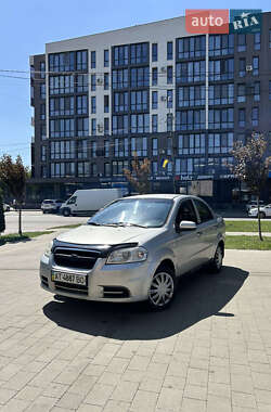 Седан Chevrolet Aveo 2006 в Ужгороді