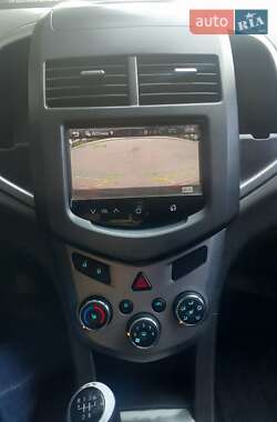 Седан Chevrolet Aveo 2014 в 
