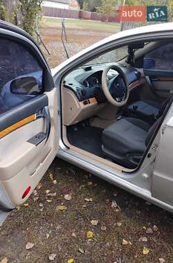 Седан Chevrolet Aveo 2008 в Киеве