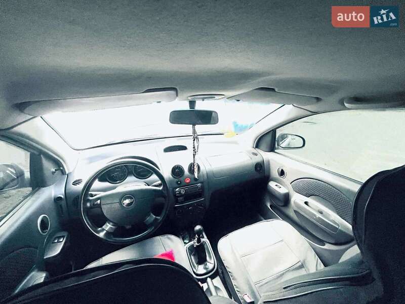 Хэтчбек Chevrolet Aveo 2007 в Вольнянске