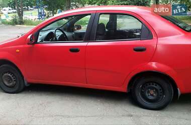 Седан Chevrolet Aveo 2005 в 