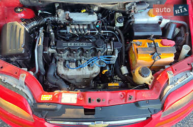 Седан Chevrolet Aveo 2004 в 