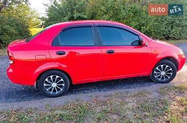 Седан Chevrolet Aveo 2004 в 