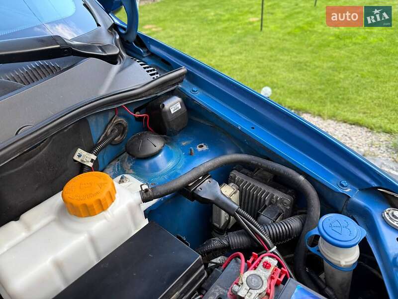 Седан Chevrolet Aveo 2011 в Днепре