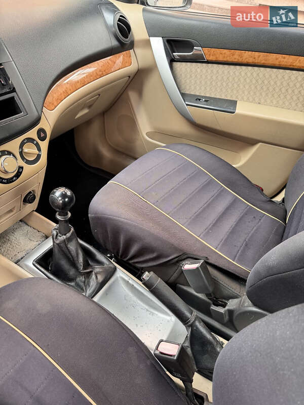 Седан Chevrolet Aveo 2007 в Запорожье