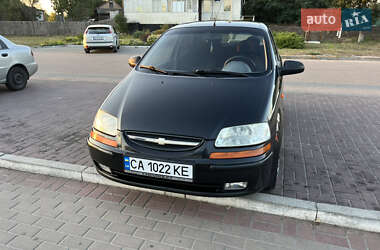 Седан Chevrolet Aveo 2005 в Черкасах