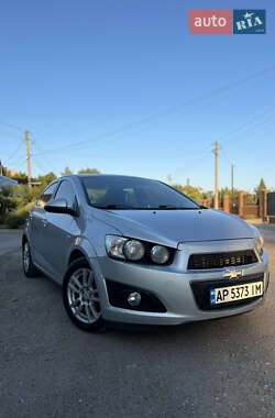 Седан Chevrolet Aveo 2012 в Запоріжжі