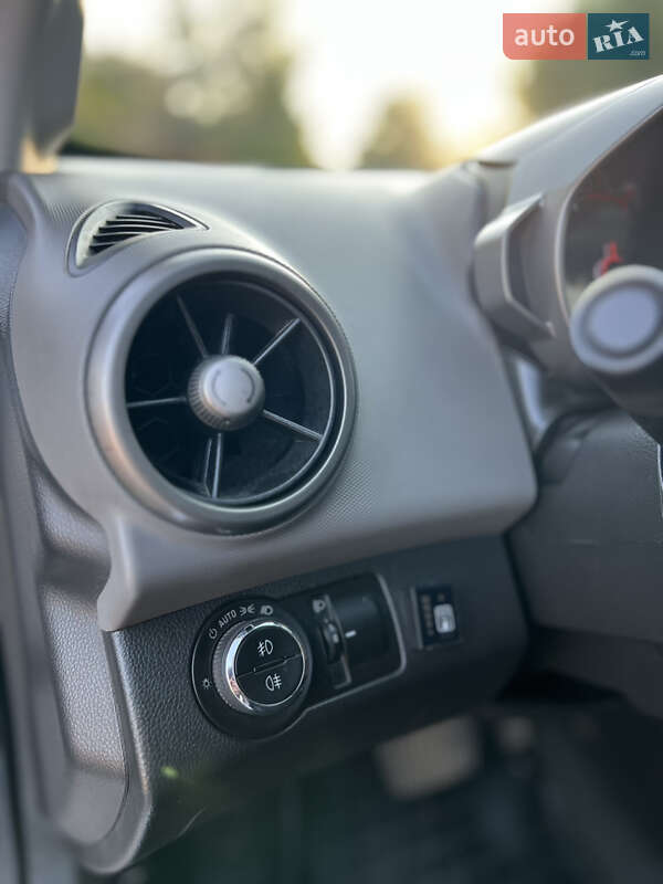 Седан Chevrolet Aveo 2012 в Запорожье