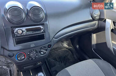 Седан Chevrolet Aveo 2006 в 