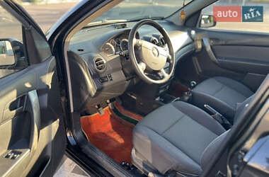 Седан Chevrolet Aveo 2006 в 