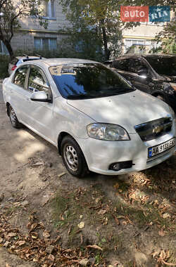 Седан Chevrolet Aveo 2008 в Києві