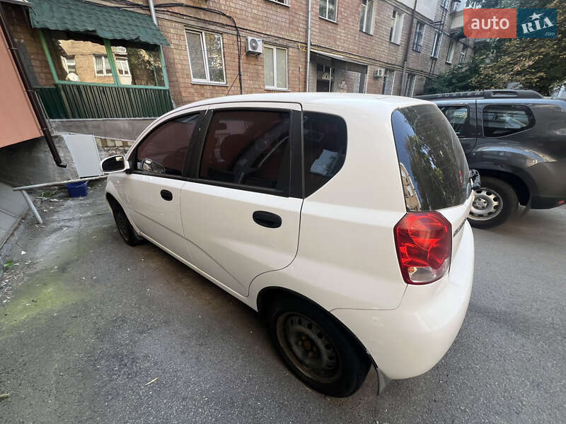 Хэтчбек Chevrolet Aveo 2007 в Киеве