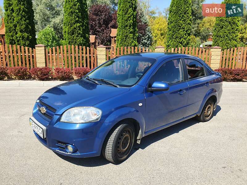 Седан Chevrolet Aveo 2008 в Днепре