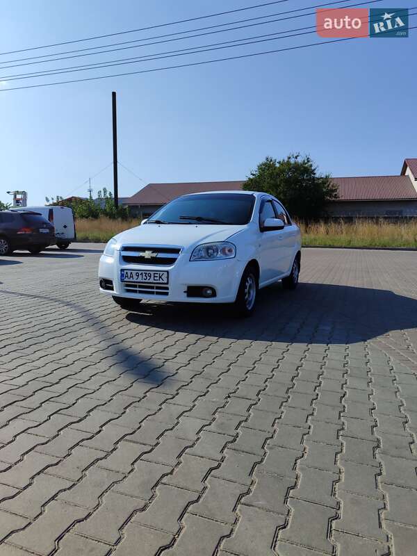 Седан Chevrolet Aveo 2008 в 