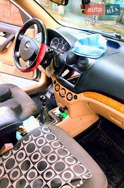 Седан Chevrolet Aveo 2007 в Лозовой