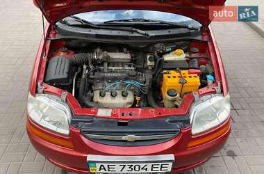 Седан Chevrolet Aveo 2005 в 