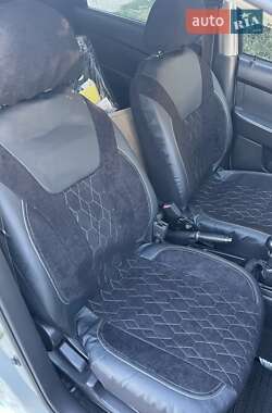 Седан Chevrolet Aveo 2008 в 