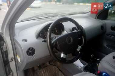 Седан Chevrolet Aveo 2005 в 