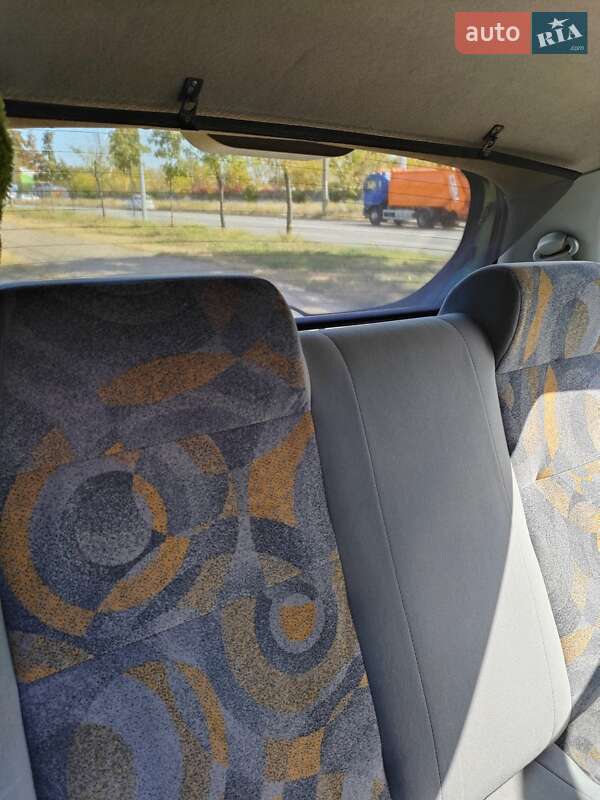 Хэтчбек Chevrolet Aveo 2004 в Киеве