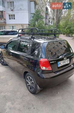 Хетчбек Chevrolet Aveo 2005 в Миколаєві