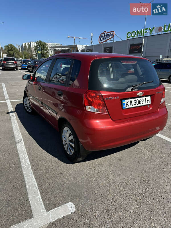 Хэтчбек Chevrolet Aveo 2006 в Запорожье