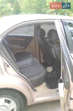 Седан Chevrolet Aveo 2007 в 
