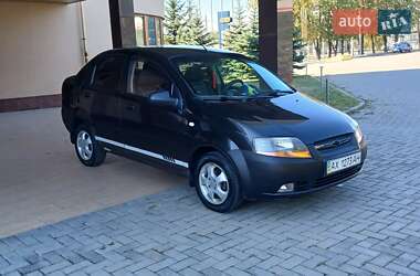 Седан Chevrolet Aveo 2005 в Харькове