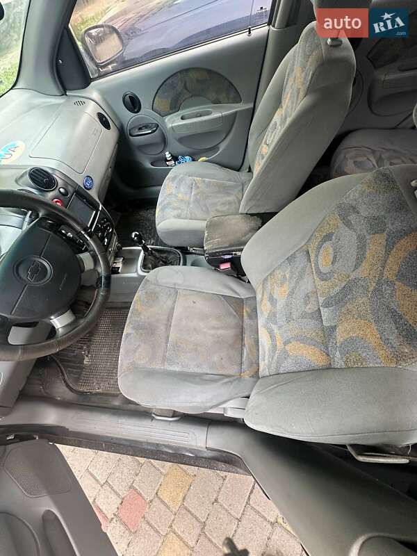 Хетчбек Chevrolet Aveo 2004 в Хмельницькому