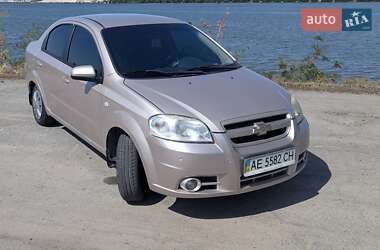 Седан Chevrolet Aveo 2008 в Днепре