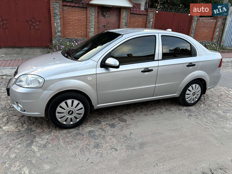 Седан Chevrolet Aveo 2008 в Запорожье
