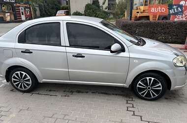 Седан Chevrolet Aveo 2011 в 