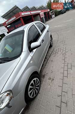 Седан Chevrolet Aveo 2011 в 