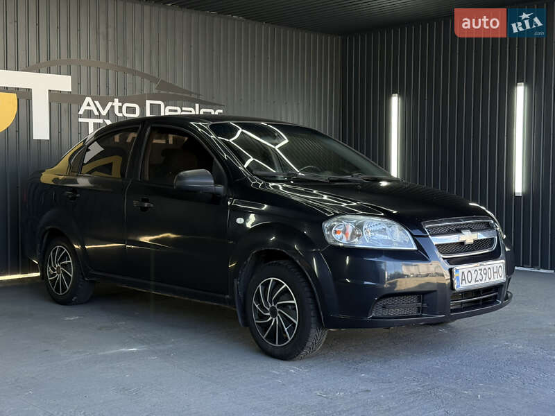 Седан Chevrolet Aveo 2008 в Тячеве