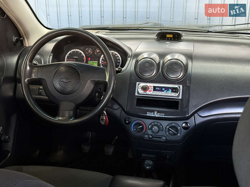 Седан Chevrolet Aveo 2008 в Тячеве