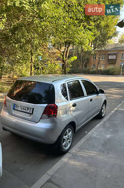 Хэтчбек Chevrolet Aveo 2008 в 