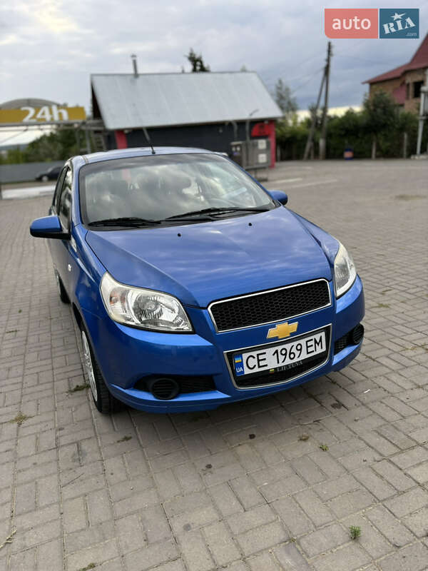 Хэтчбек Chevrolet Aveo 2010 в Сторожинце
