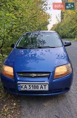 Хэтчбек Chevrolet Aveo 2006 в 