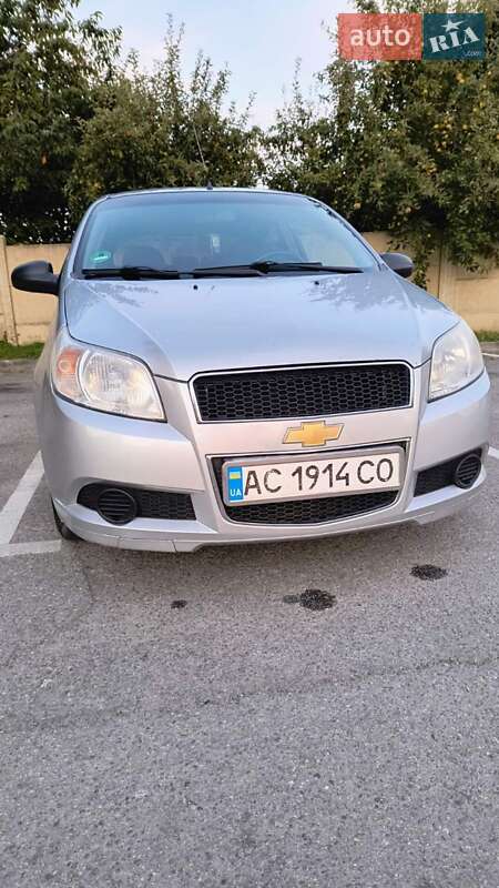 Хэтчбек Chevrolet Aveo 2009 в Владимире