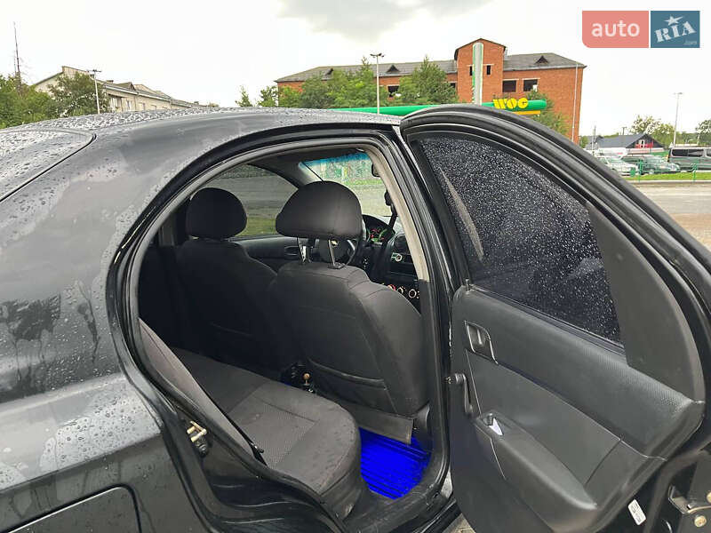 Седан Chevrolet Aveo 2007 в Каменец-Подольском