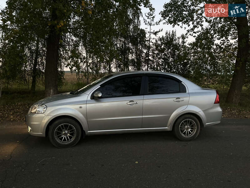 Седан Chevrolet Aveo 2008 в Киеве фото 4 Седан Chevrolet Aveo 2008 в Киеве